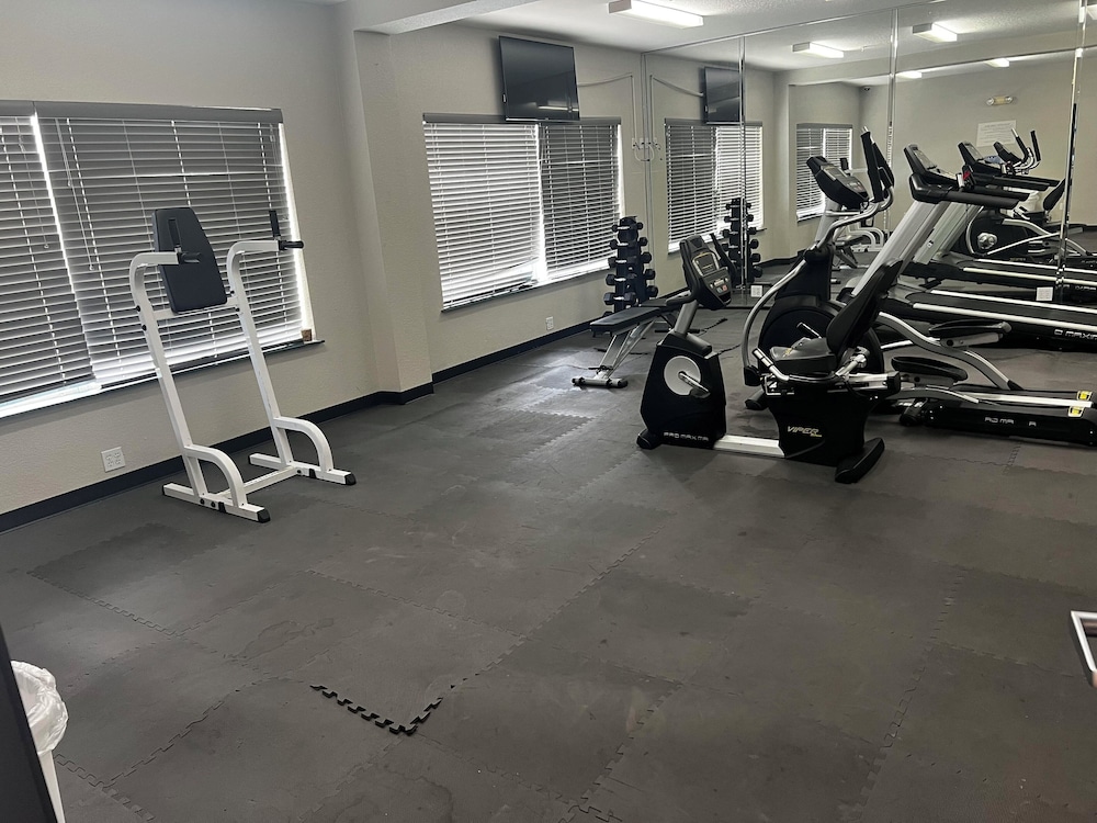 Candlewood Suites San Antonio Fort Sam Hou by IHG - photo 10