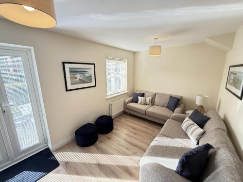 Pebble Cottage Part of the The Bay Filey Holiday Village with pool gym and direct beach access pub restaurant tennis and meadows walks