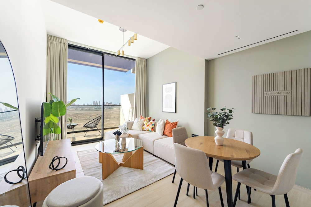Silkhaus Binghatti Corner — 4-Star Luxury Hotel in Dubai, United Arab Emirates