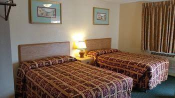 Coronado Inn - photo 11