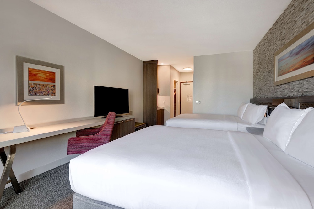 Hilton Garden Inn Temecula CA - photo 14