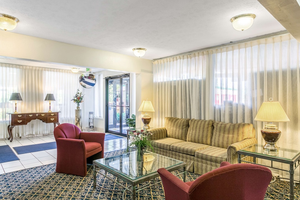 Americas Best Value Inn Edgewood — hotel in Edgewood