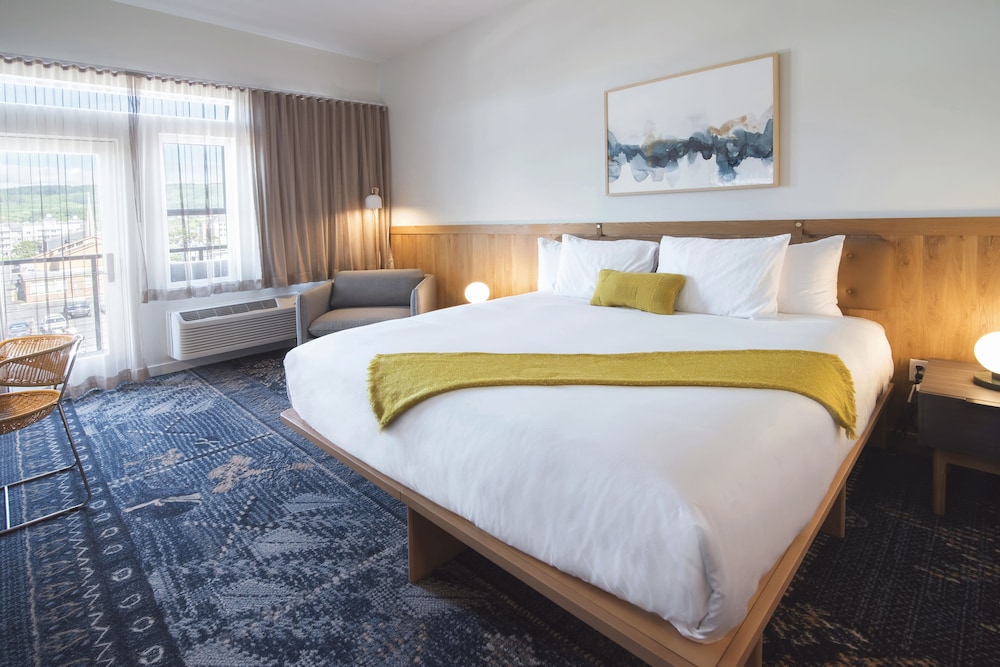 SaltLine Hotel - photo 16