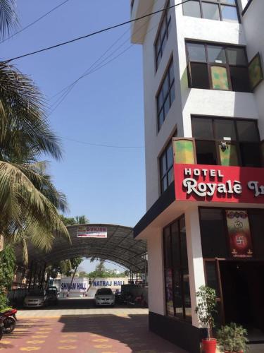 Hotel Royale Inn in Vapi, India