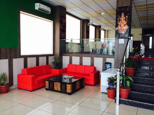 Hotel Maharaja Palace in Jhajjar, India