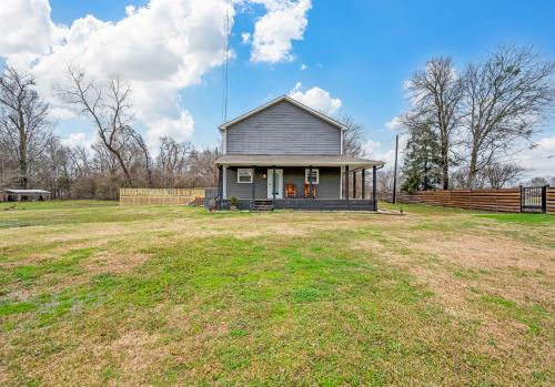 Magical Country Home near DFW — 4-Star Luxury Hotel in Wills Point, United States