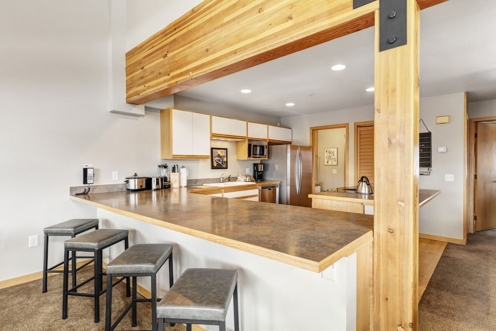 Gold Point Resort Breckenridge by Vacatia - photo 35