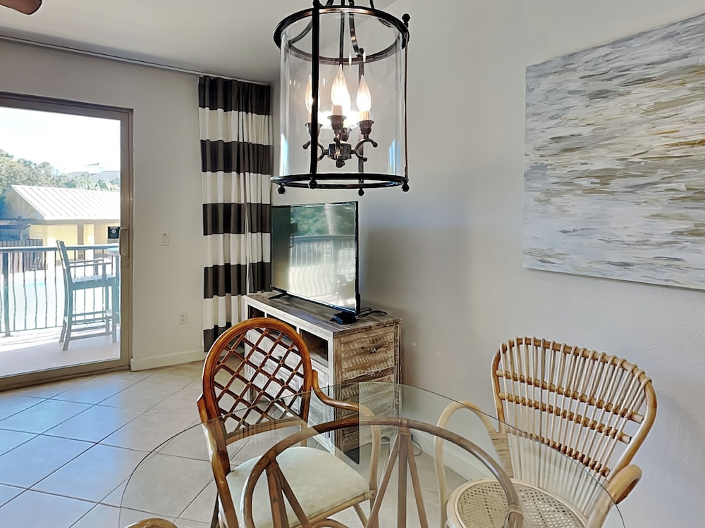 Beach Resort 305 1058526 1 Br condo by RedAwning - photo 17