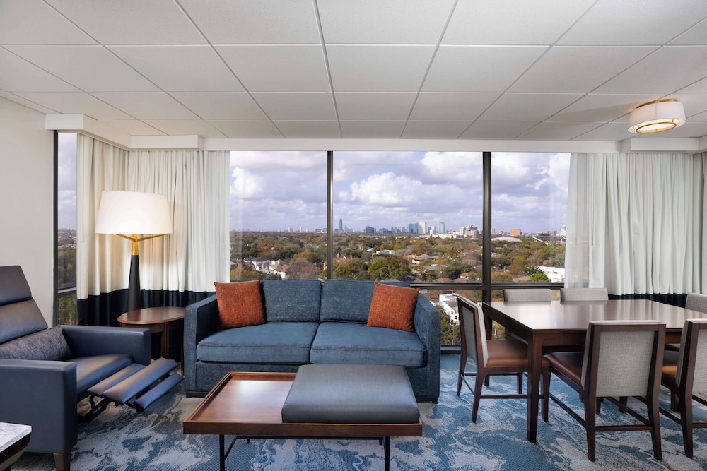 DoubleTree by Hilton Houston Medical Center Hotel & Suites - photo 29
