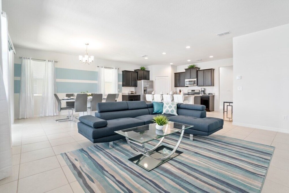 Lovely 4 Bed Pool Hm at Solterra Resort - photo 18