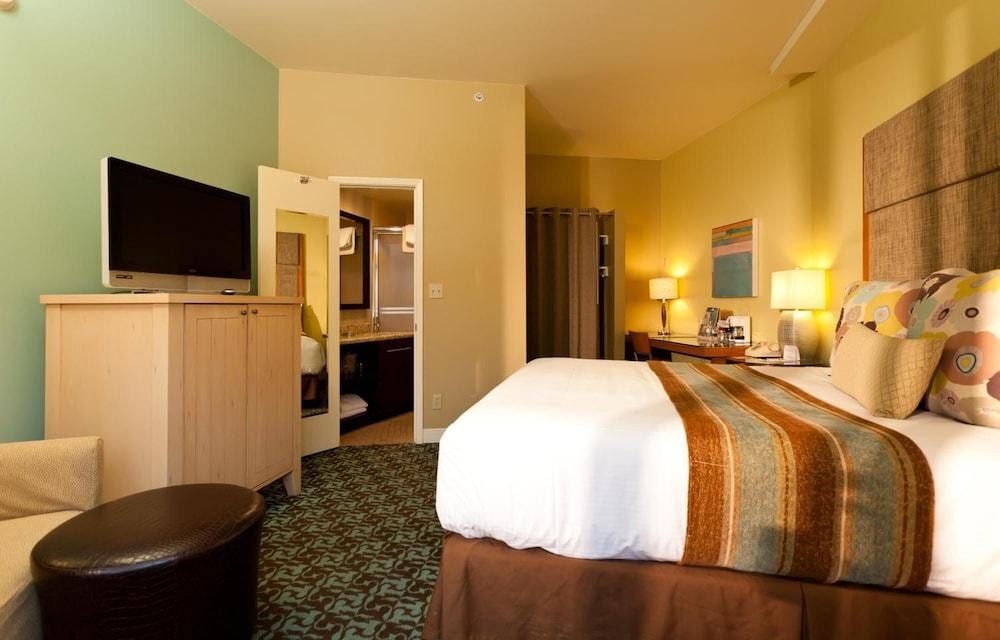 Campbell's Resort - photo 19
