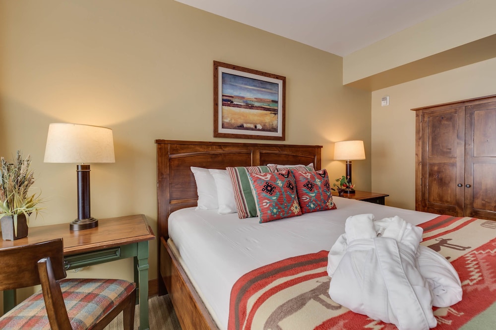 The Lodge at Bronze Buffalo Ranch - photo 6