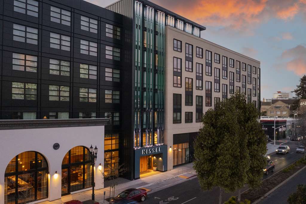 Kissel Uptown Oakland in the Unbound Collection by Hyatt in Oakland, United States