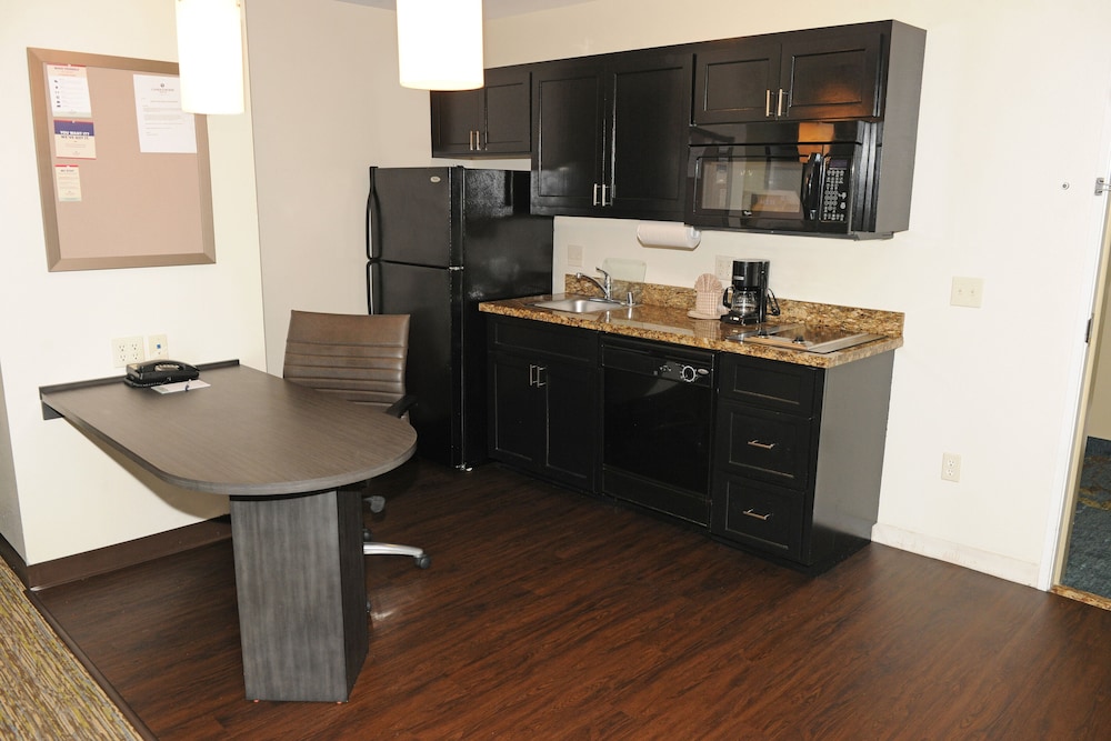Candlewood Suites Santa Maria by IHG - photo 10