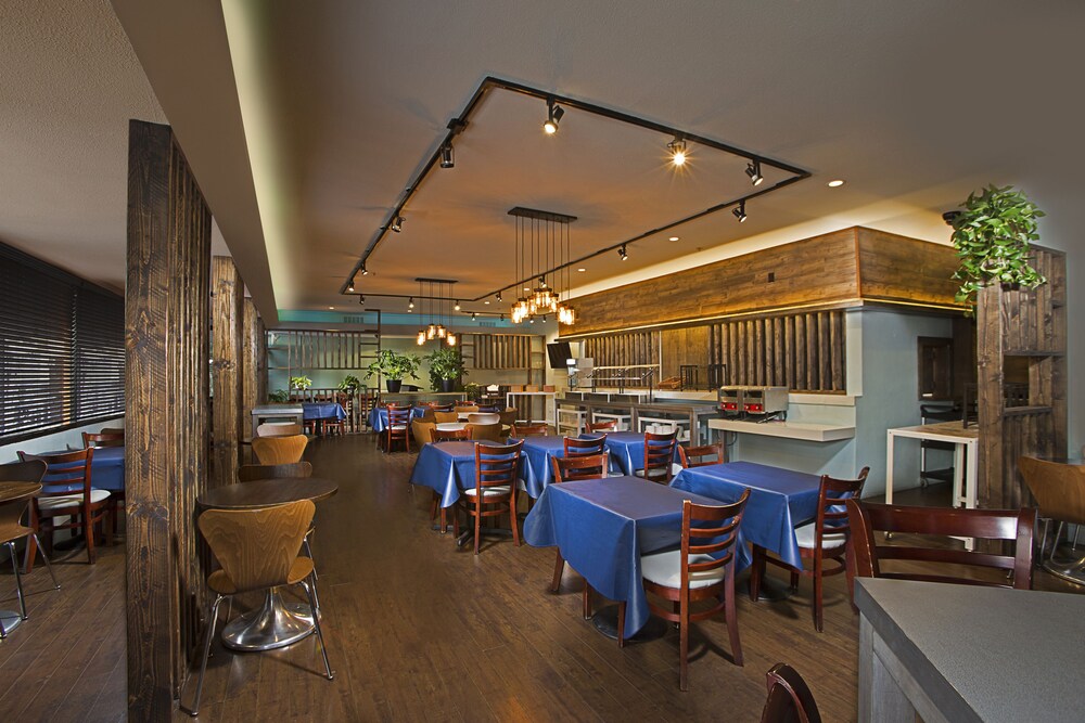 Cova Hotel - photo 20