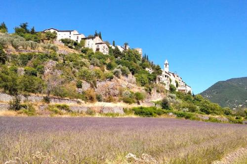 Location Provence Ventoux Sault — hotel in Sault