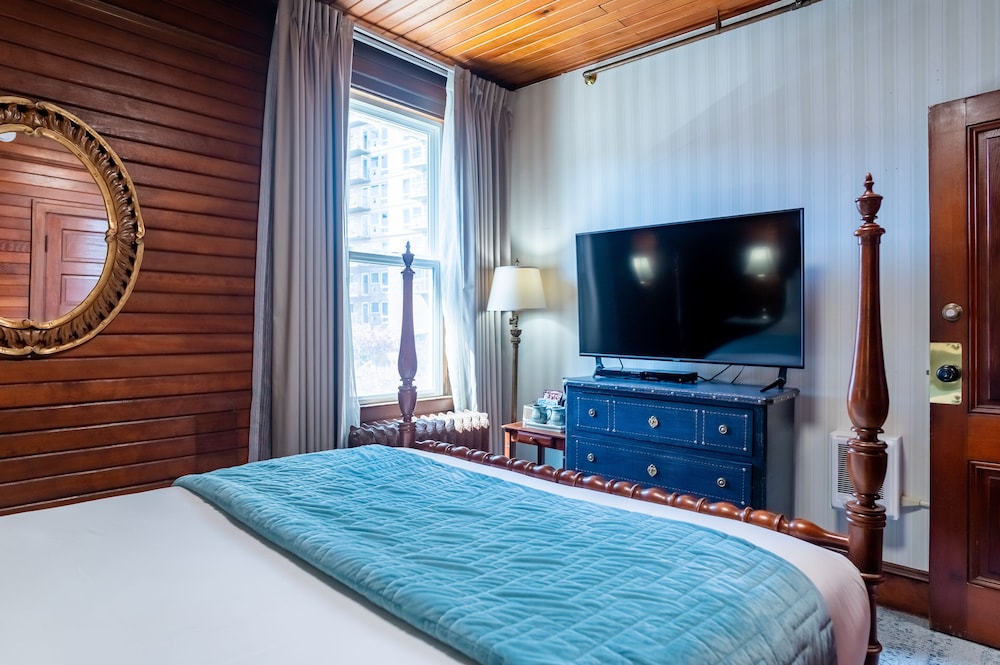 Gilbert Inn Seaside - photo 32