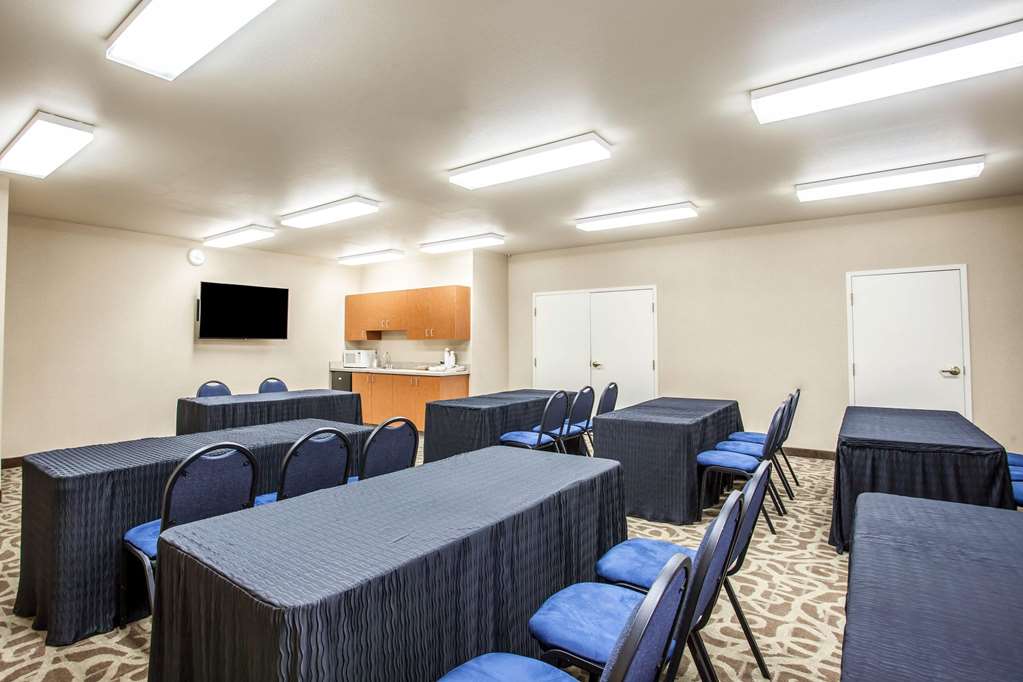 Quality Inn & Suites Federal Way Seattle - photo 33