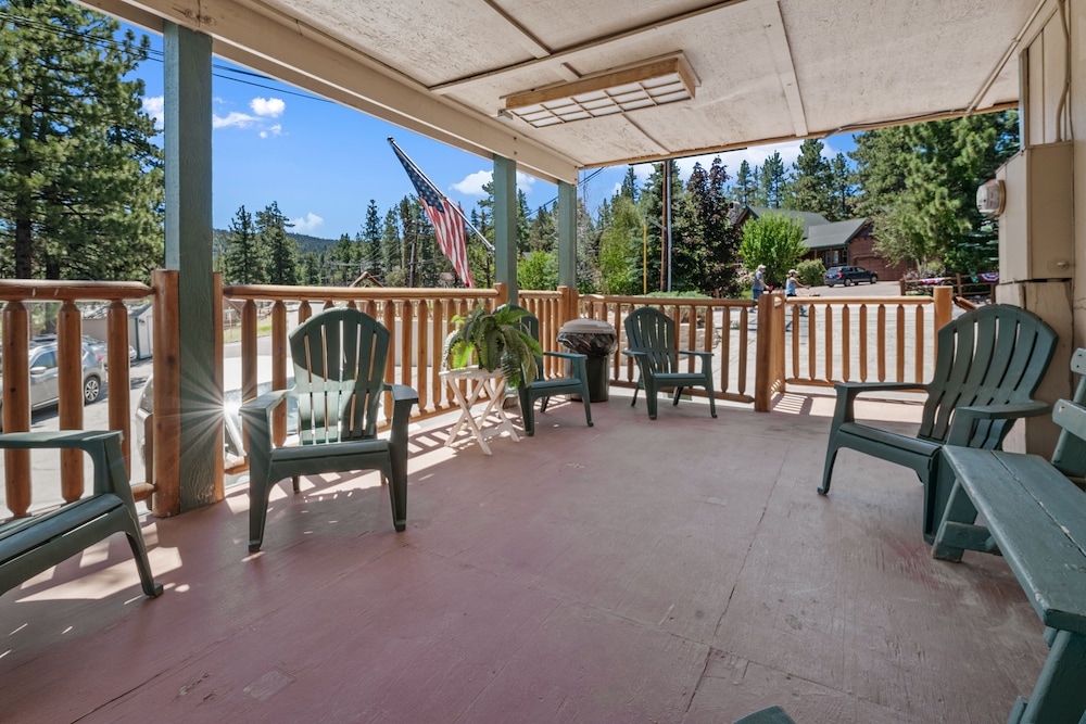 Big Bear Lakefront Lodge - photo 120
