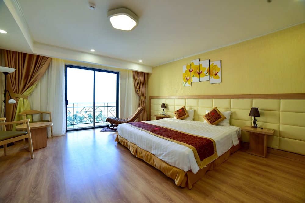 Ruby Hotel - carbon neutral hotel in Da Nang