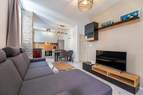 Apartment Bracol — 4-Star Luxury Hotel in Baska, Croatia