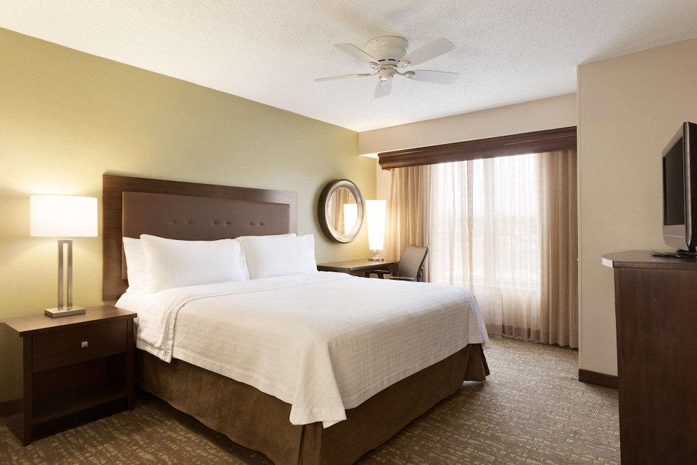 Homewood Suites Toledo Maumee - photo 6