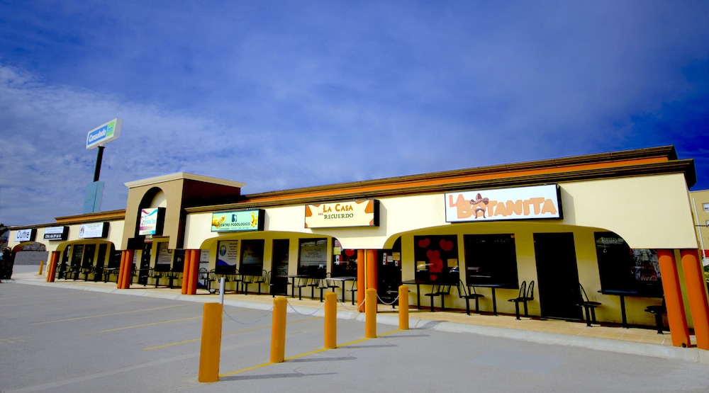 Shopping mall