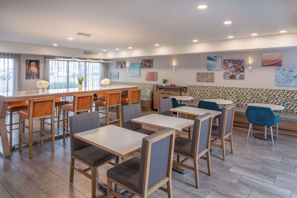 Hampton Inn Rehoboth Beach - photo 14