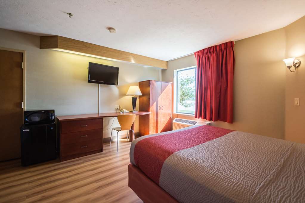 Motel 6 Indianapolis IN Airport - photo 4