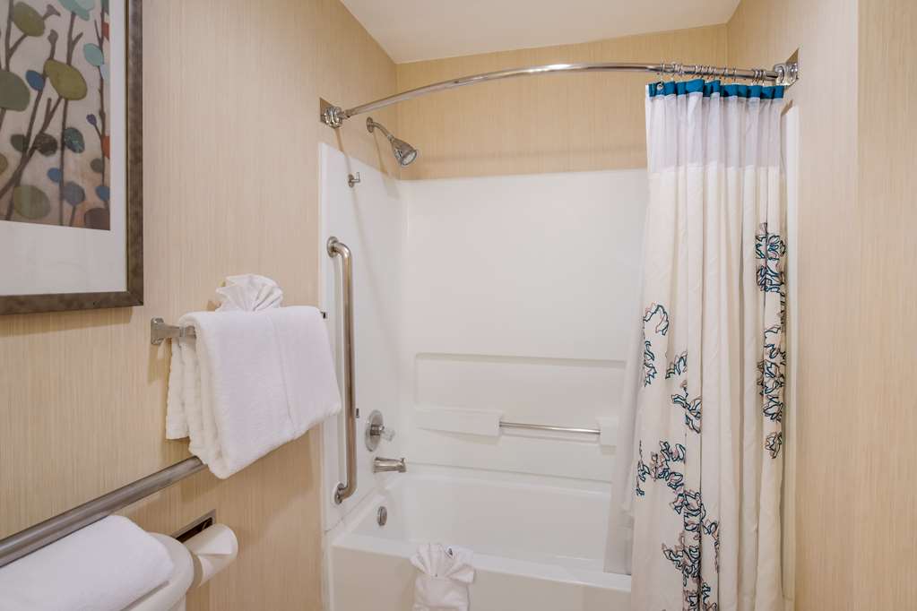 SenS Suites Livermore SureStay Collection by Best Western - photo 36