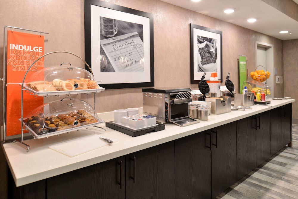 Hampton Inn & Suites Ames - photo 40