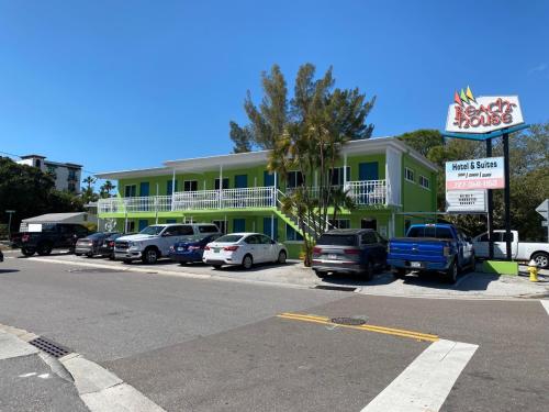 Beach House Hotel - photo 12