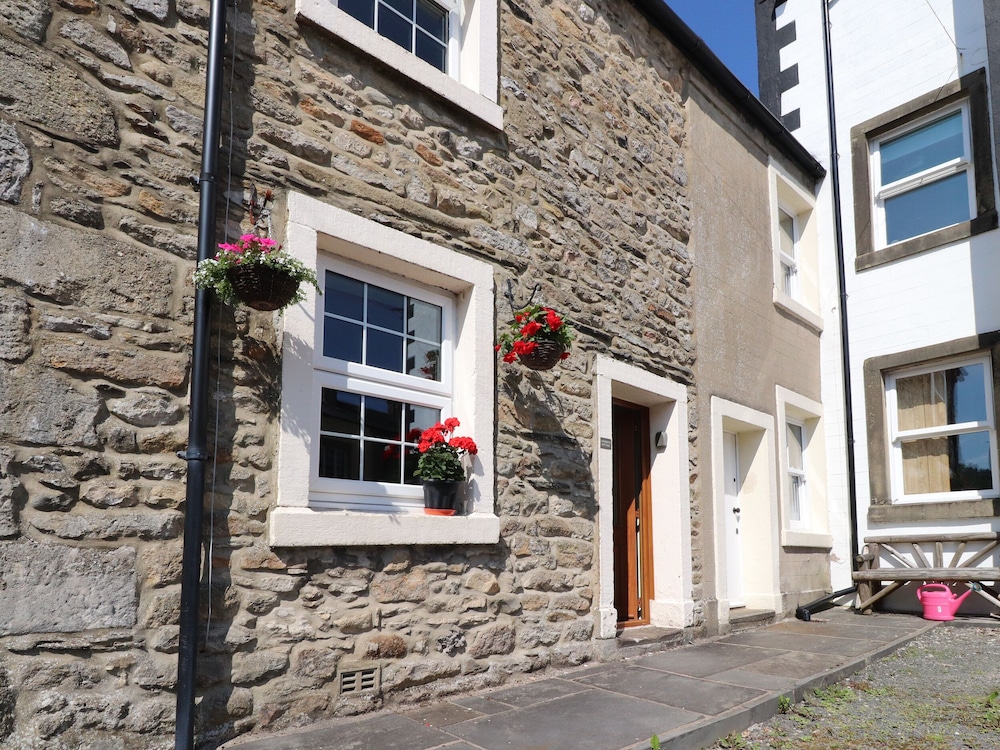 Lychgate Cottage — 4-Star Luxury Hotel in Settle, United Kingdom