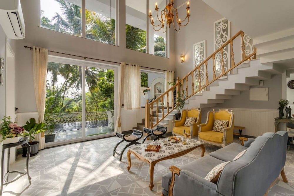HIREAVILLA The Hornbill Villa 3BHK with Private Pool in Saligao — 4-Star Luxury Hotel in Saligao, India