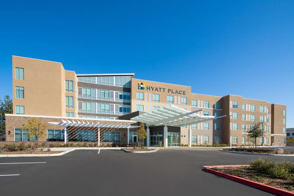 Hyatt Place Bakersfield - photo 2