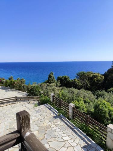 GiAnna's Pelion Blue Escape by ΜΡS — 4-Star Luxury Hotel in Agios Dimitrios, Greece