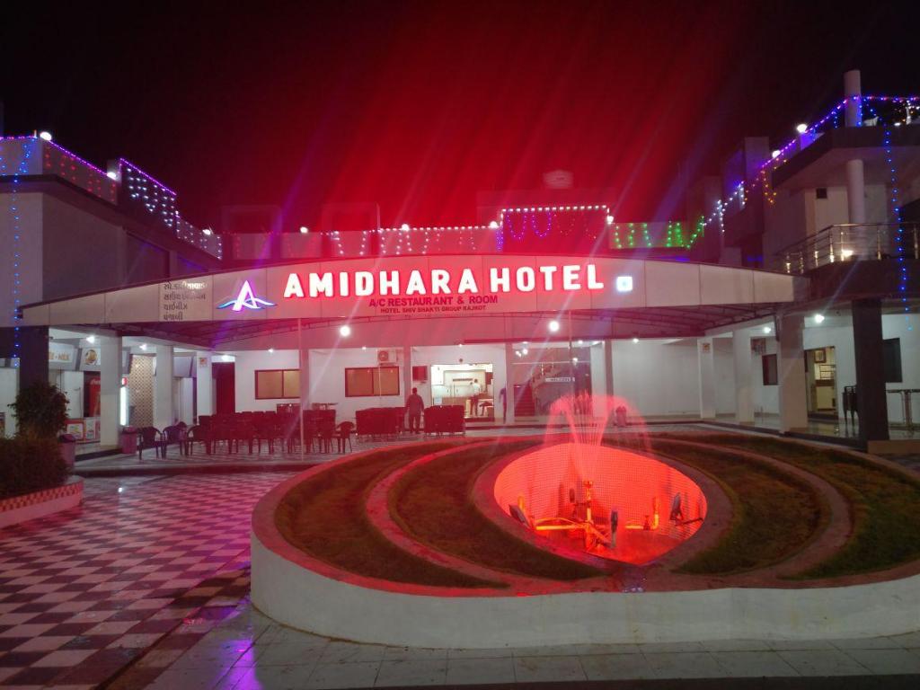 Hotel Amidhara in Dwarka, India