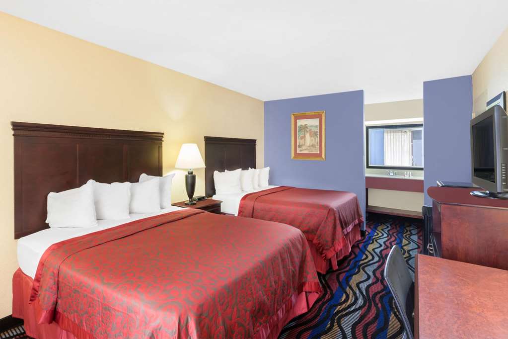 Days Inn by Wyndham Uvalde - photo 7