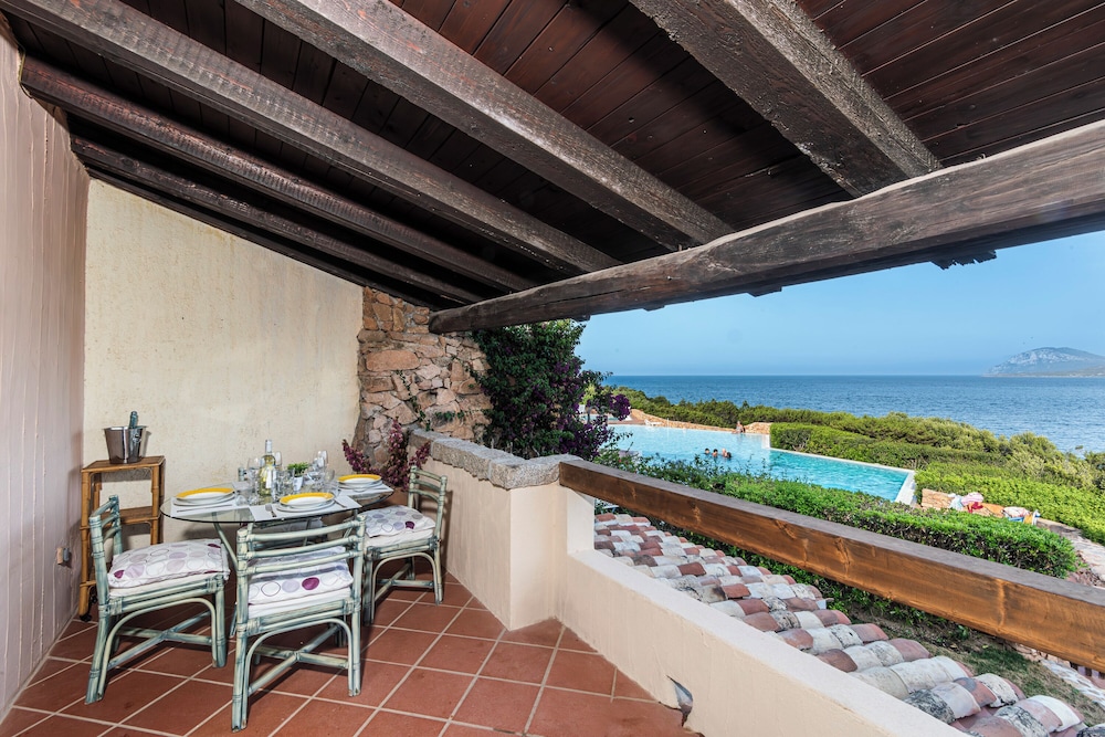 Appartamento A Porto Rotondo Villaggio Punta Volpe Iun S5393 — 4-Star Luxury Hotel in Olbia, Italy