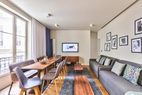 79 Paris Temple 7 — 4-Star Luxury Hotel in Paris, France