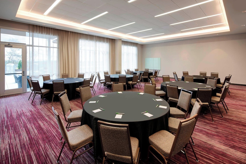 Courtyard by Marriott Atlanta Vinings Galleria - photo 53