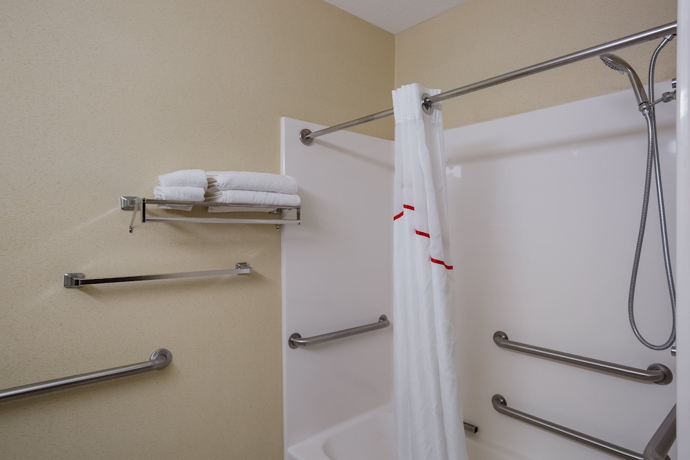 Red Roof Inn & Suites Bloomsburg Mifflinville - photo 23