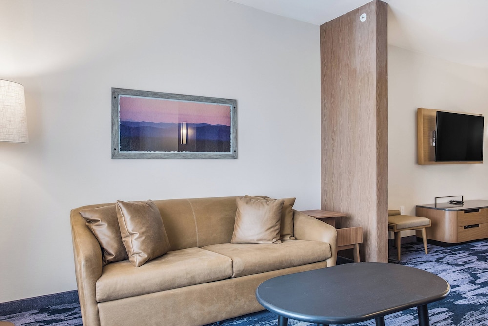Fairfield Inn & Suites by Marriott Rolla - photo 6