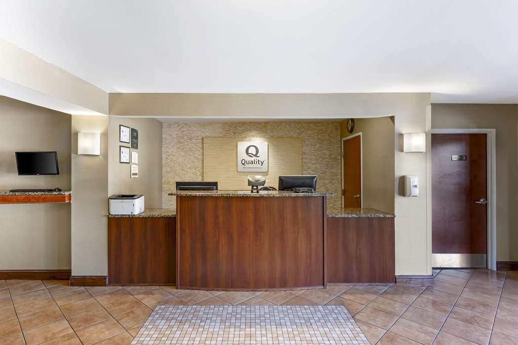 Quality Inn Raleigh Downtown - photo 3