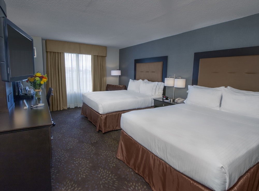 Holiday Inn Express Hotel & Suites Buffalo Airport by IHG - photo 5