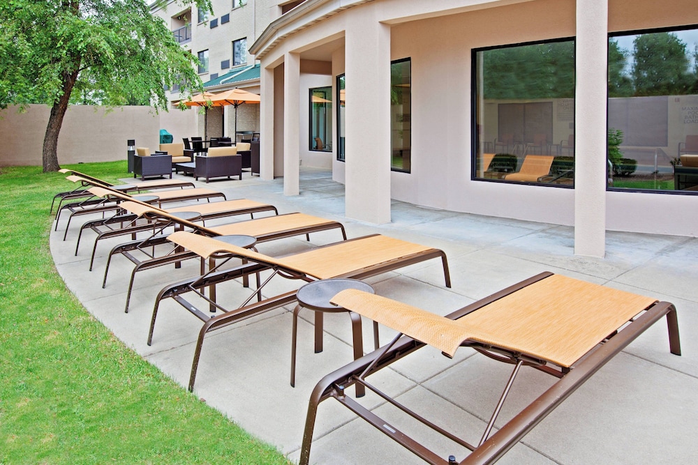 Courtyard by Marriott Mishawaka University Area - photo 21