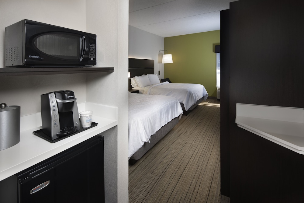 Holiday Inn Express Middlesboro by IHG - photo 13