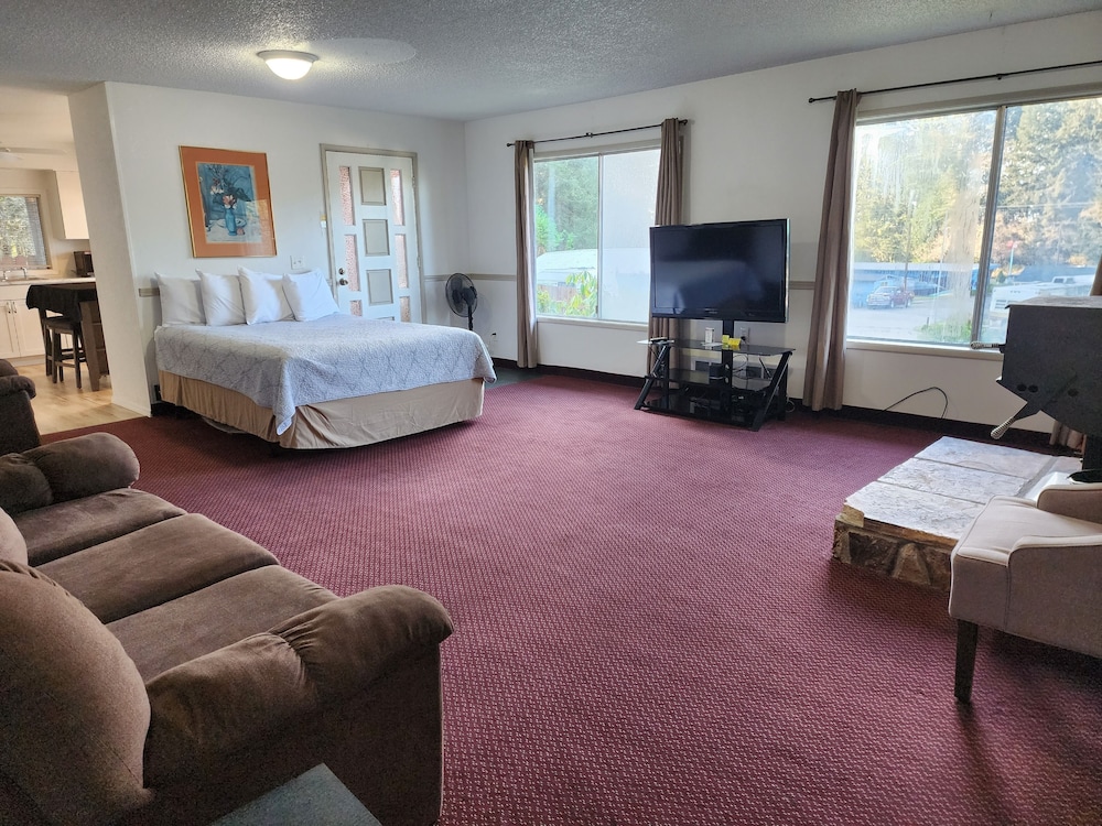 Plainview Motel & RV Park - photo 41