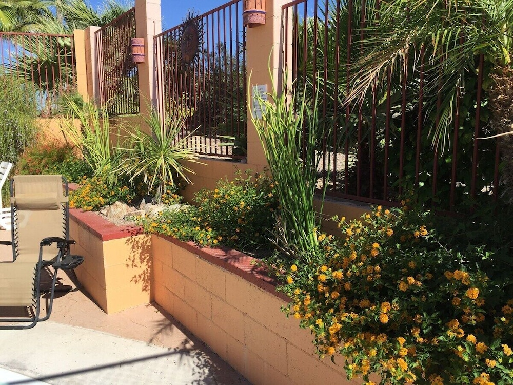 La Siesta Motel & RV Resort - photo 18
