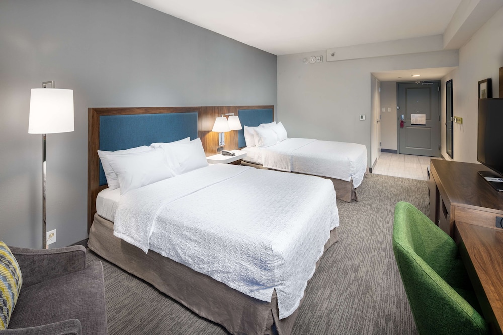 Hampton Inn Asheville Tunnel Rd. - photo 9